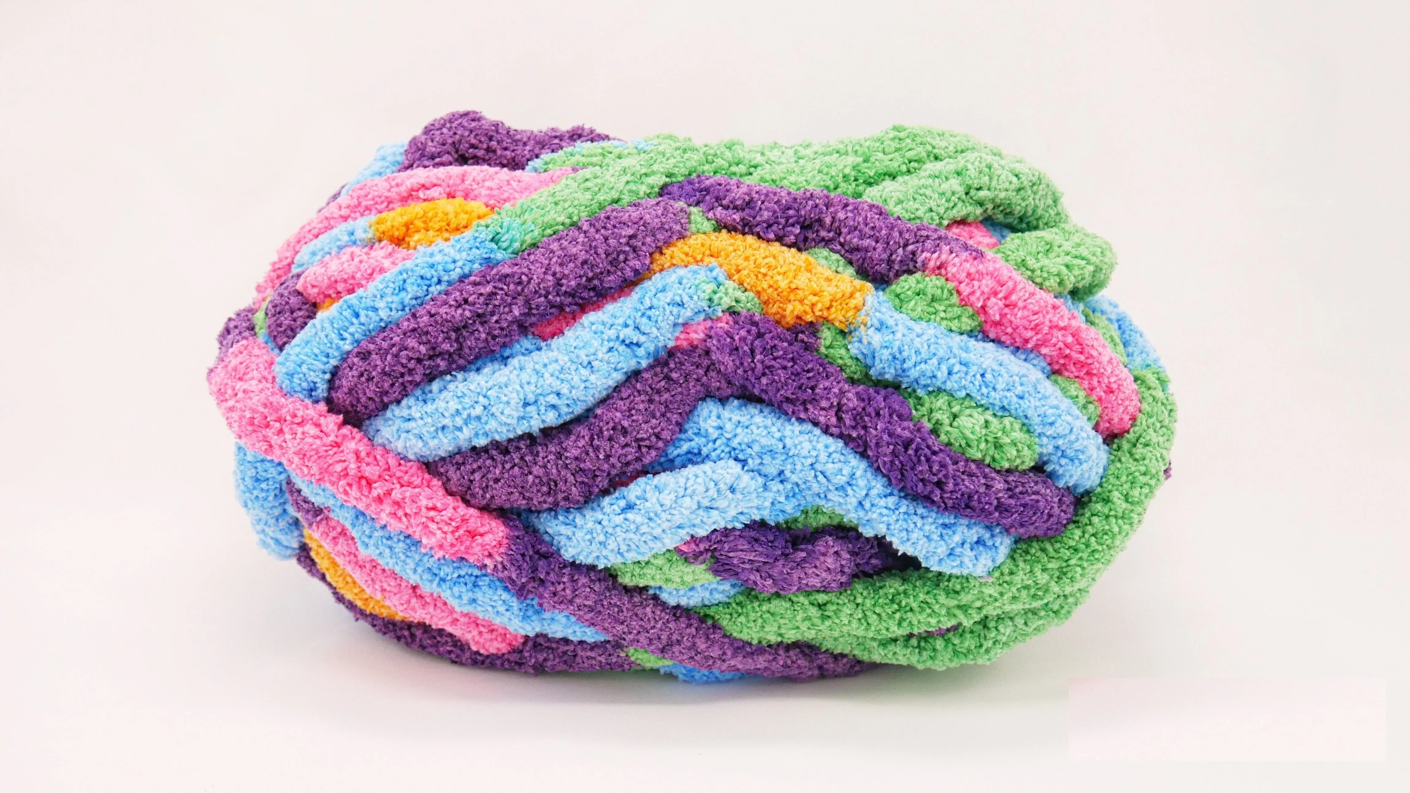 BeCozi Chunky Chenille Yarn