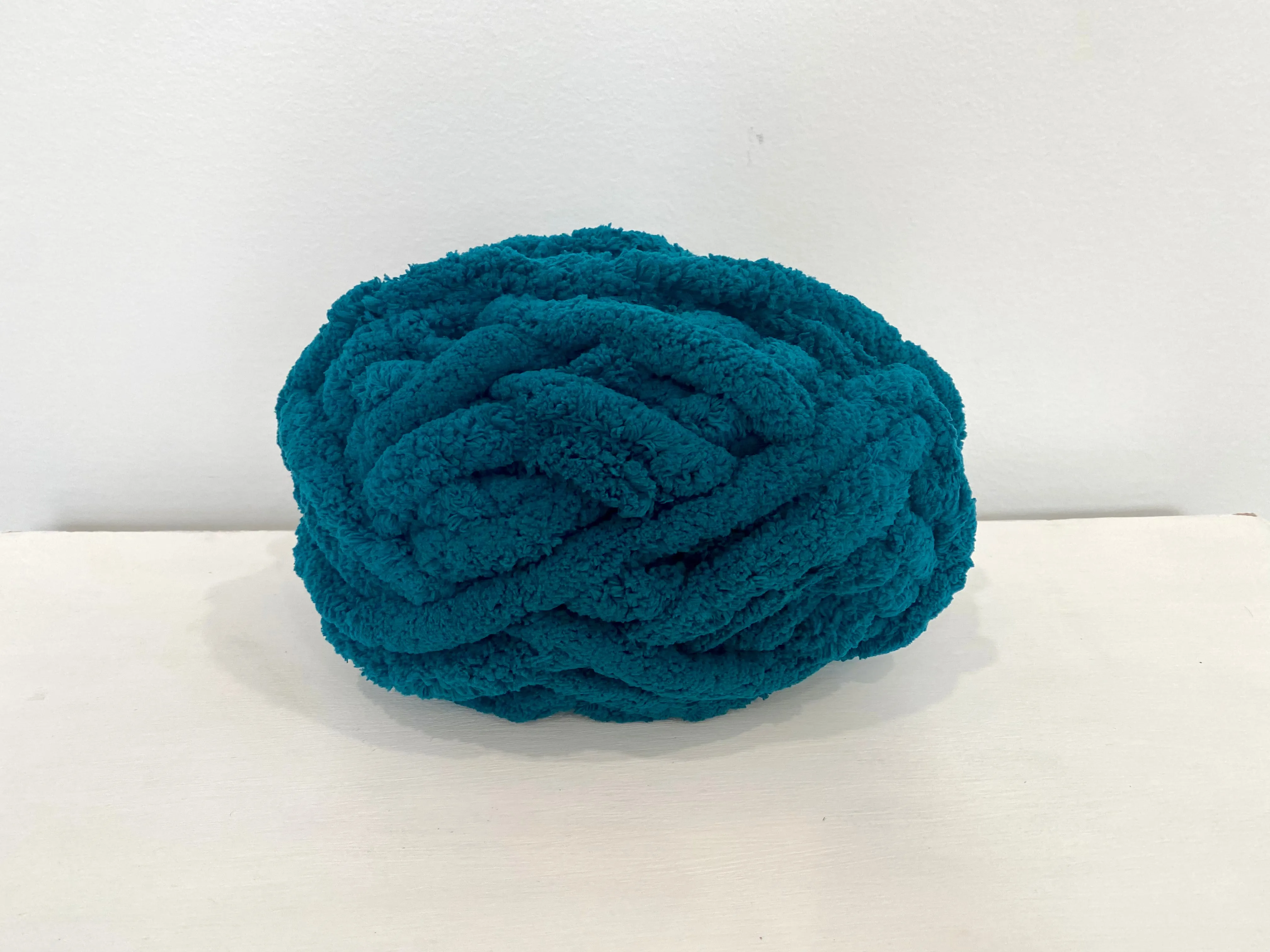 BeCozi Chunky Chenille Yarn