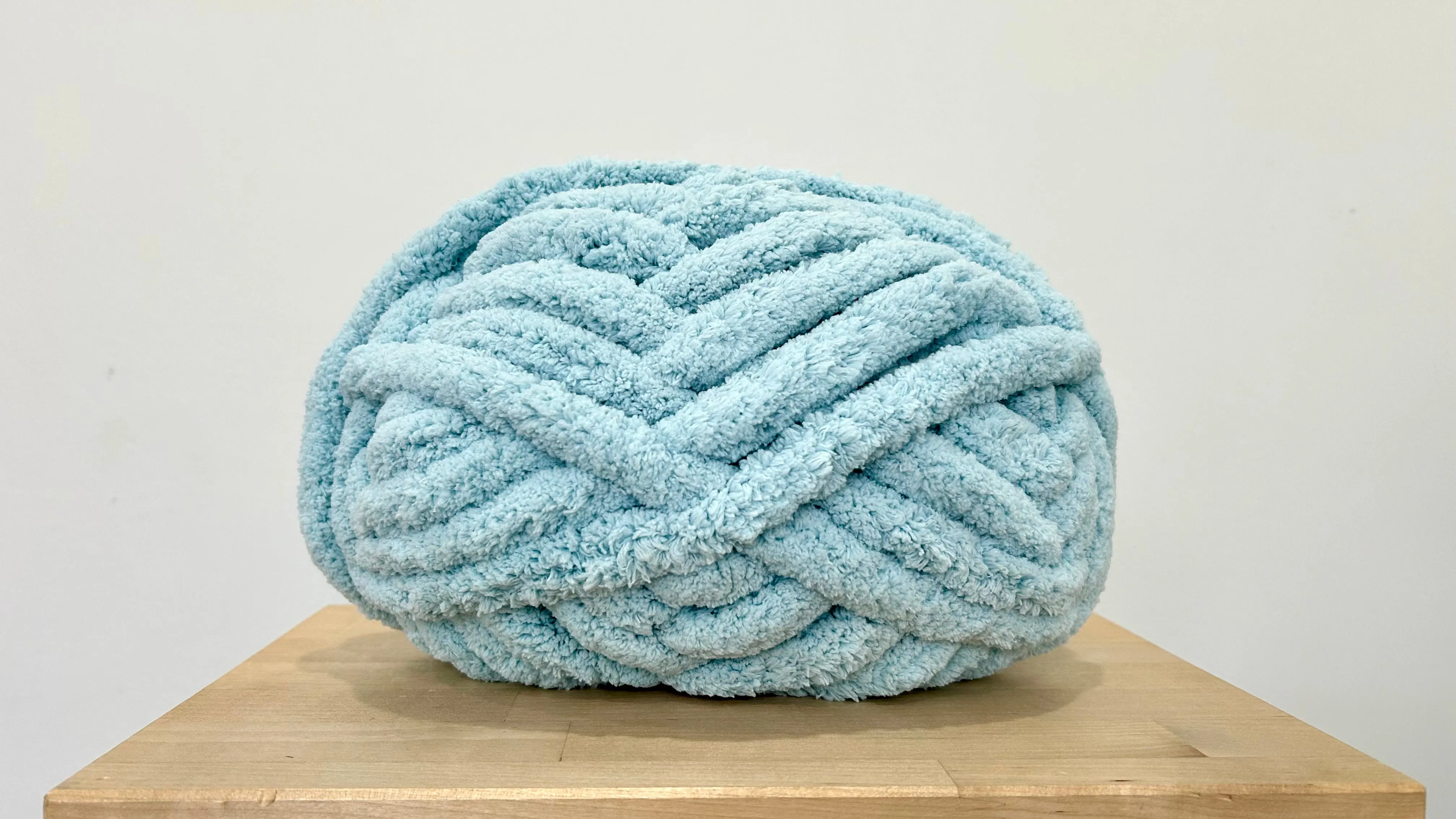 BeCozi Chunky Chenille Yarn