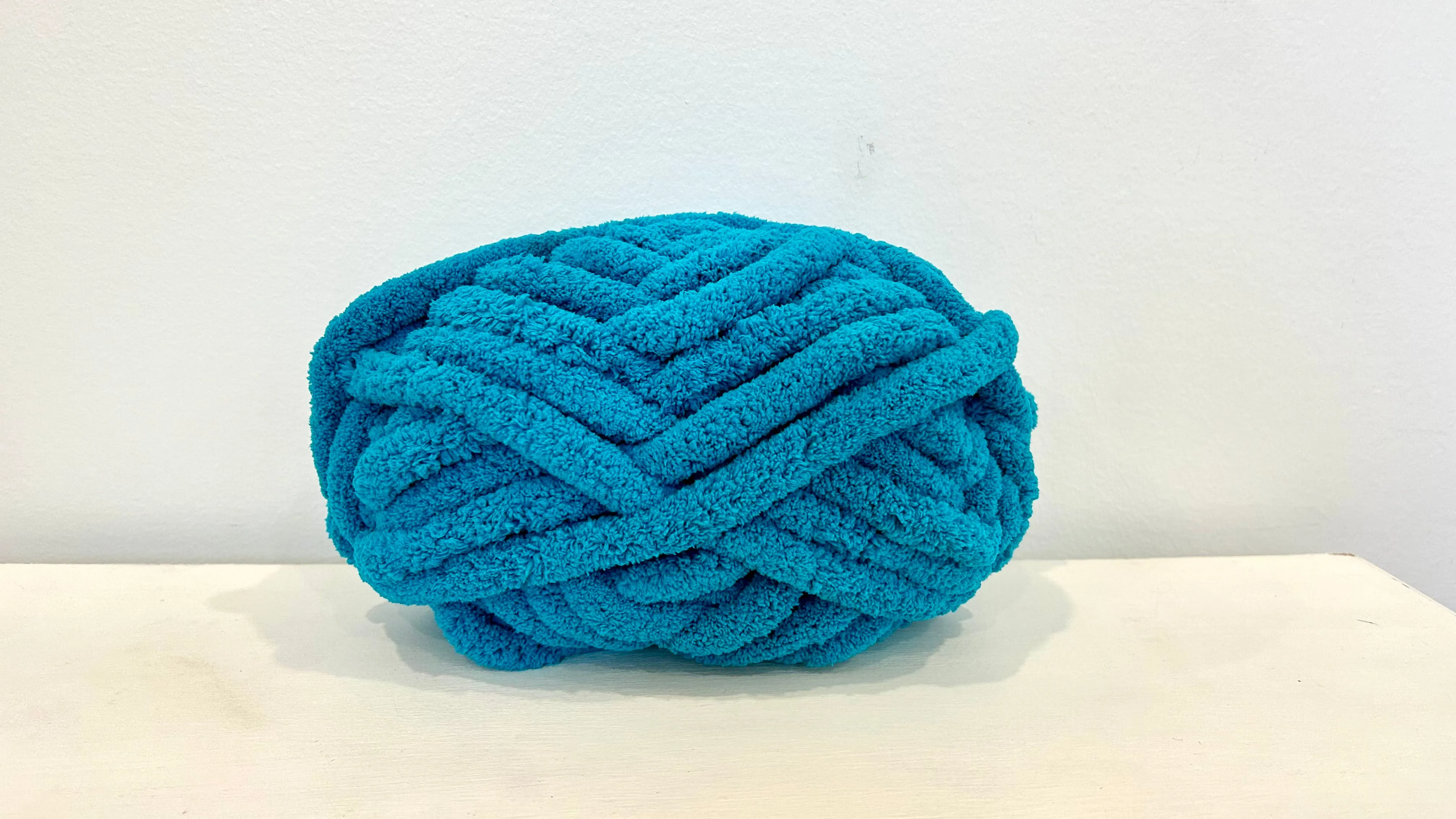 BeCozi Chunky Chenille Yarn