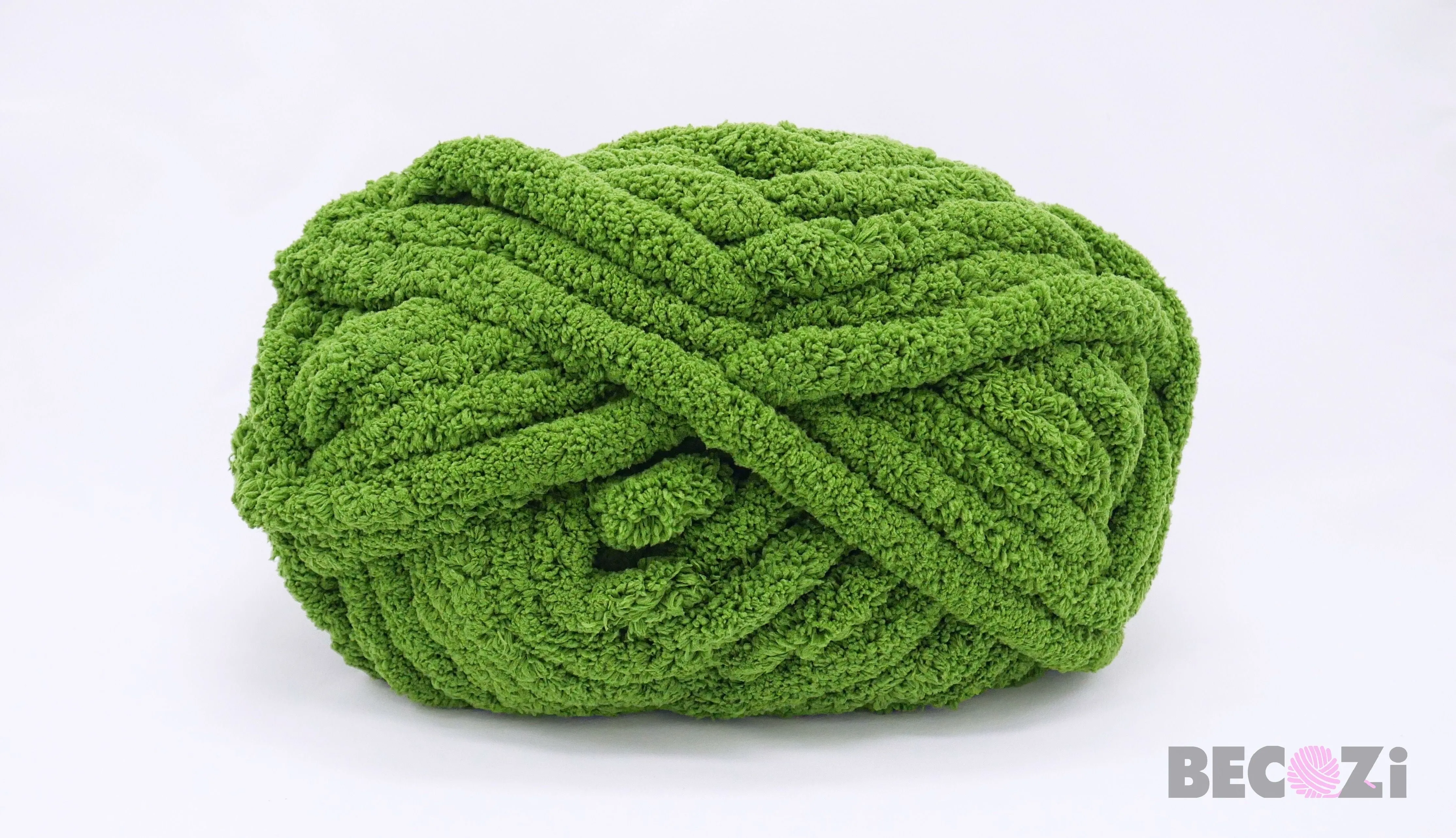 BeCozi Chunky Chenille Yarn